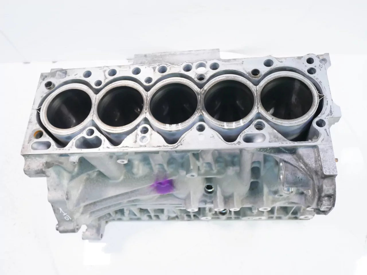 Defecto de bloque de motor Volvo S60 S80 V60 2,4 D5 D5244T10 31316735