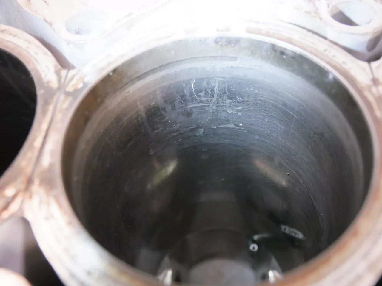 Defecto de bloque de motor Volvo S60 S80 V60 2,4 D5 D5244T10 31316735