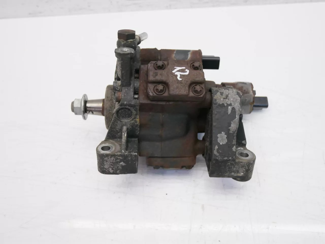 Bomba de alta presión Nissan Juke F15 1.5 dCi K9K410 K9K