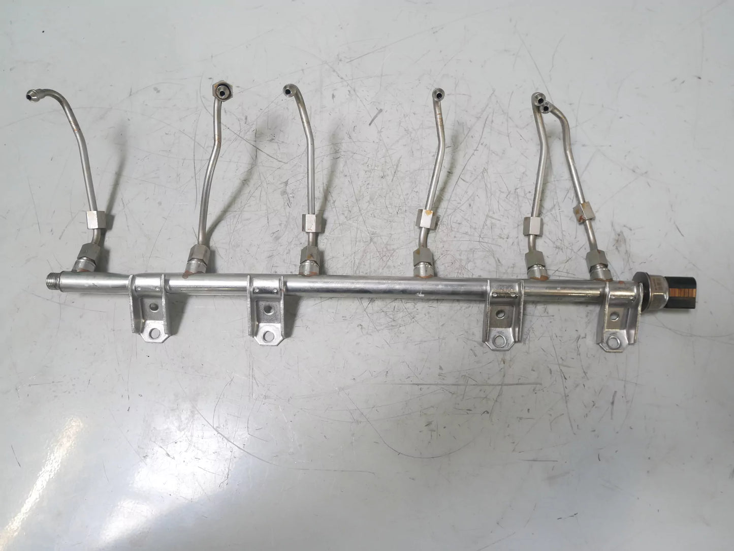 Rampa inyectora BMW Serie 5 E60 E61 3.0 535 i N54B30A N54 7575490