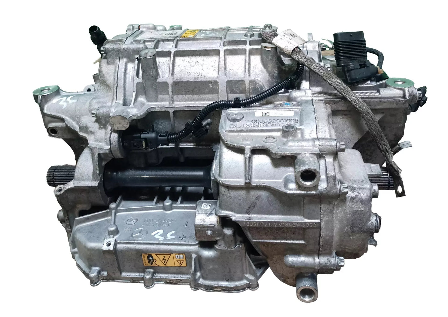 Motor eléctrico Mercedes-Benz EQA 350 4-matic EM 780.200 EM780 A2433408902