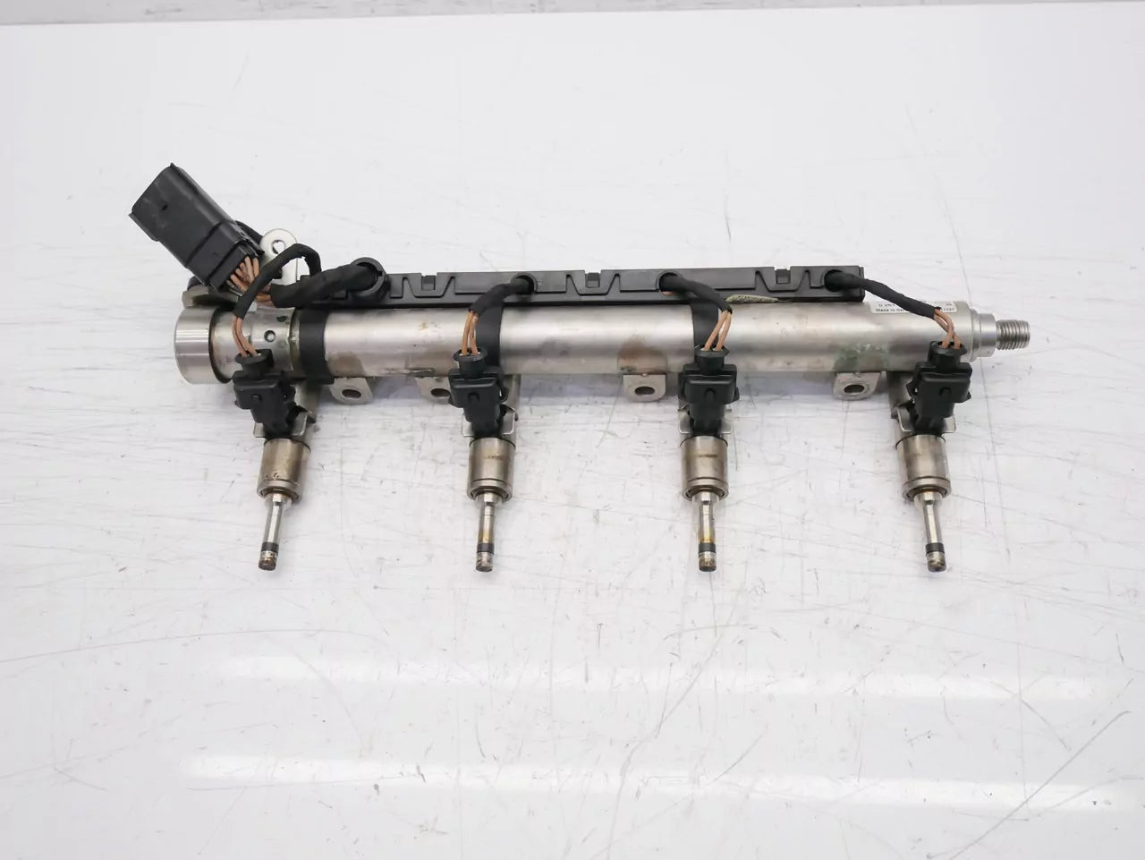 Rampa de inyectores Opel Saab 2,0 T A20NHT LHU 12636110