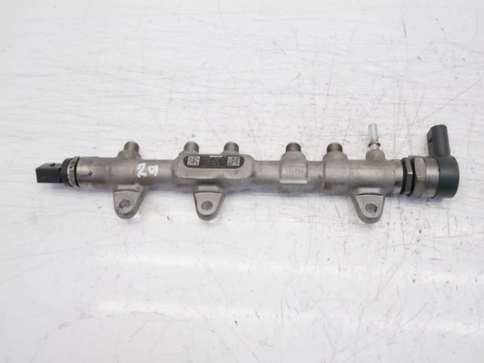 Rampa inyectora BMW 2,0 320d B47O B47D20A 8514154 0445214315