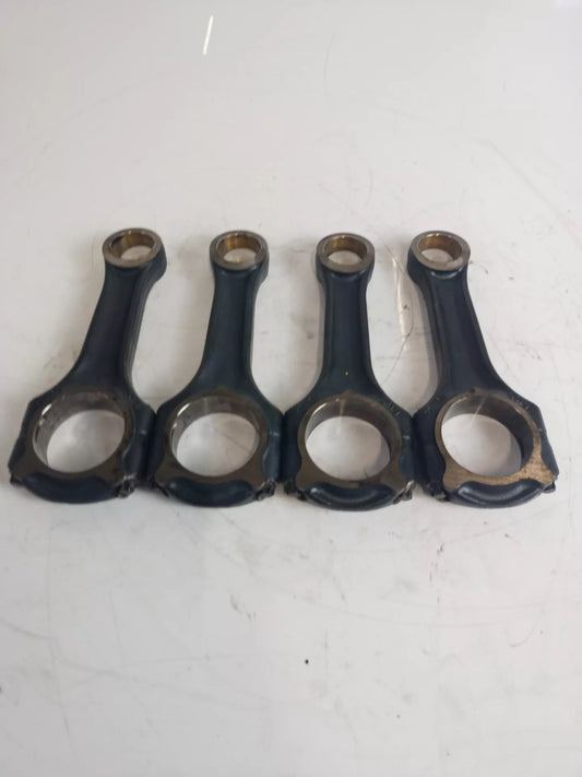 4 x biela Mercedes-Benz Sprinter 2.2 CDI OM611.981 611.981 A6110300520