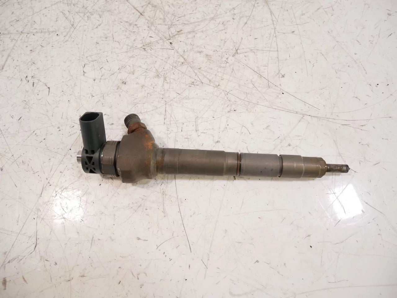 Inyector Boquilla de inyección Audi Seat Skoda Volkswagen 1,6 TDI CLHA CLH 04L130277AJ