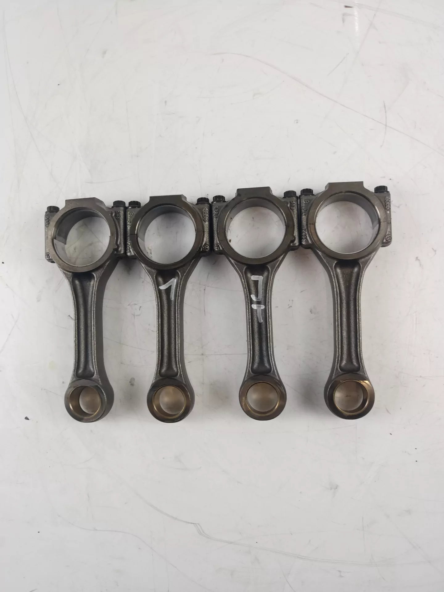 4 x bielas Volkswagen Audi Seat Skoda Superb 3T4 2,0 TDI CBBB CBB 038J 038105401J