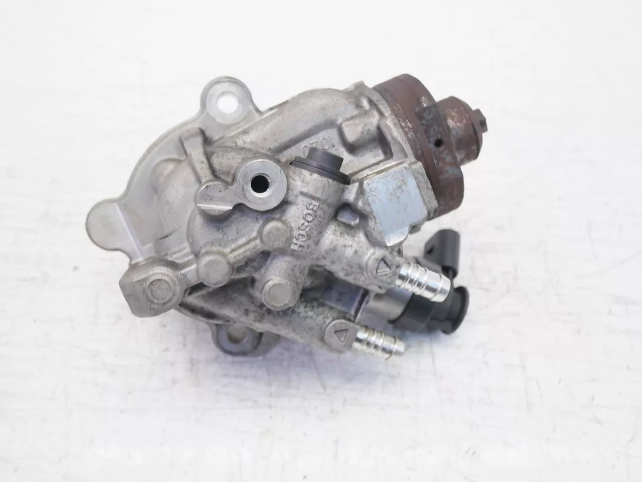 Bomba de alta presión BMW Serie 3 F30 318d 2.0 D Diesel N47D20C N47 0445010519 7823452