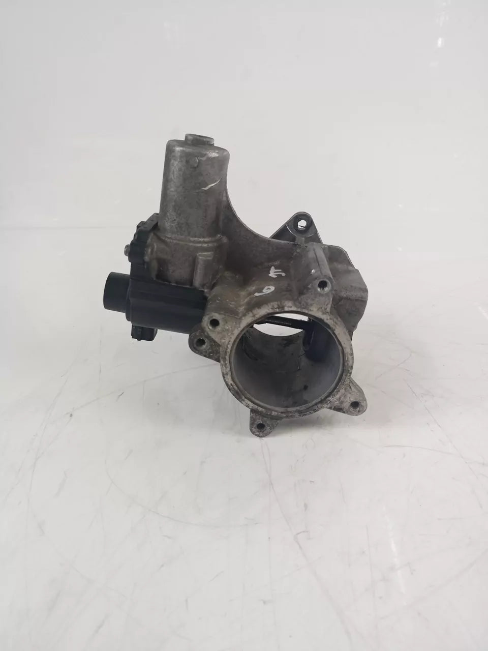 Válvula EGR Válvula de recirculación de gases de escape Volkswagen Crafter 2.5 TDI BJM 076131501A