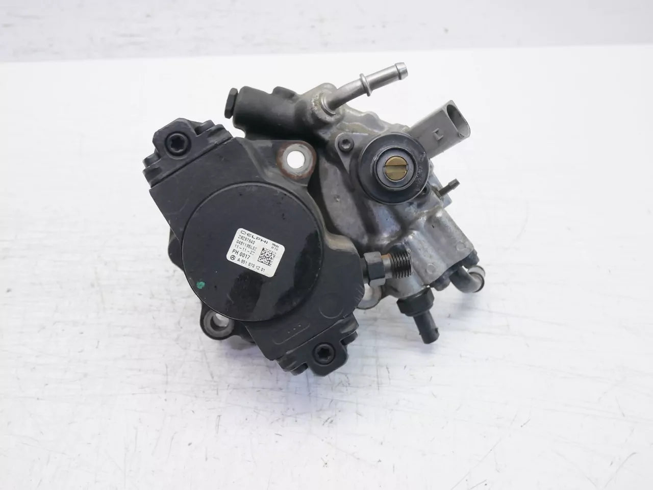 Bomba de alta presión Mercedes-Benz 2.2 C 220 CDI OM651.911 651.911 A6510701201