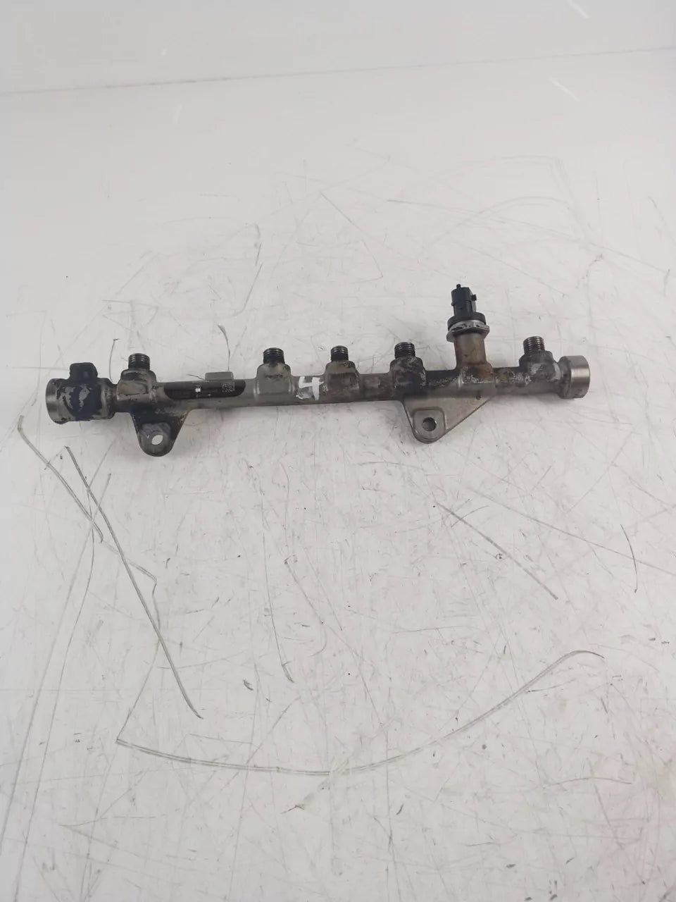 Rampa inyectora Suzuki Grand Vitara 1.9 DDiS F9Q F9QC Rail pipe