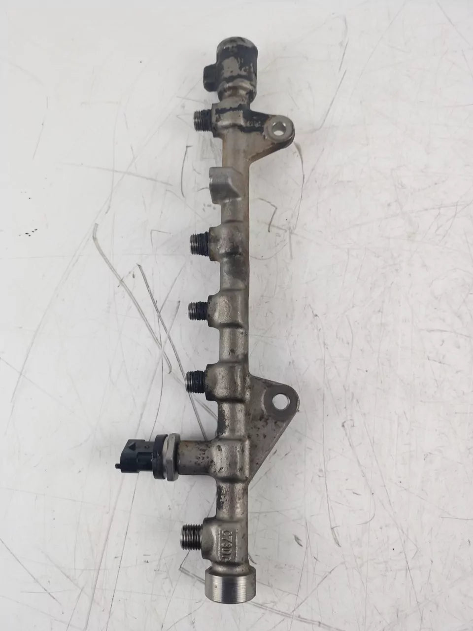 Rampa inyectora Suzuki Grand Vitara 1.9 DDiS F9Q F9QC Rail pipe
