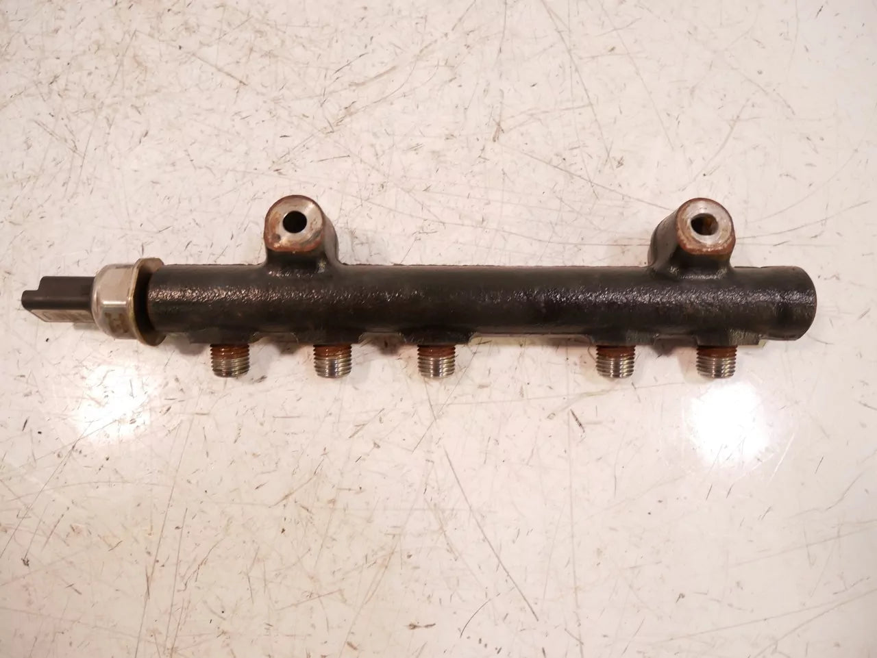 Rampa inyectora Ford 1,6 TDCI D T1DB C16DSOX 9685297580