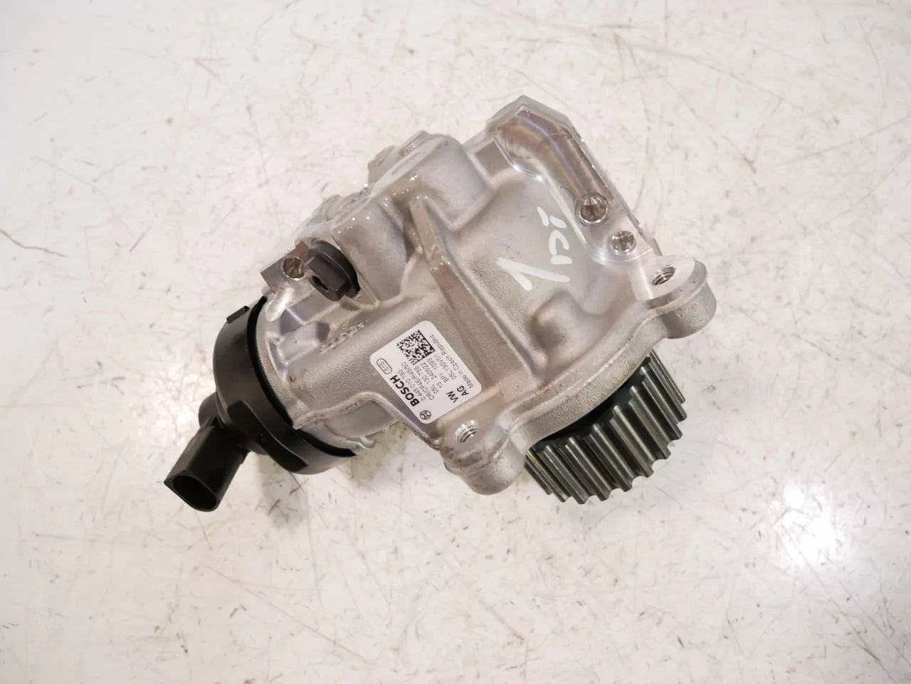 Bomba de alta presión Audi A4 A5 A6 Q5 2.0 40 TDI DTPA DTP 05L130755