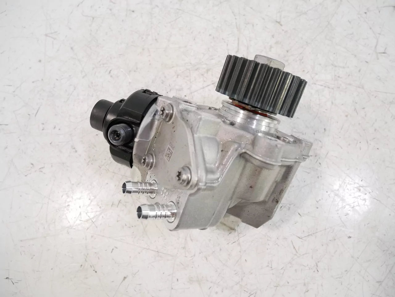 Bomba de alta presión Audi A4 A5 A6 Q5 2.0 40 TDI DTPA DTP 05L130755