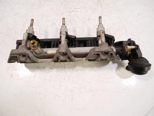 Rampa de inyectores Audi 3,0 Quattro CAKA CAK 06E133109AS