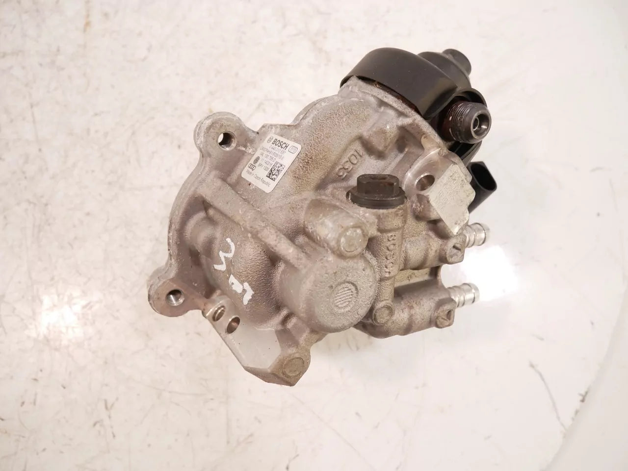 Bomba de alta presión Audi 2,0 TDI DET DETA 04L130755D