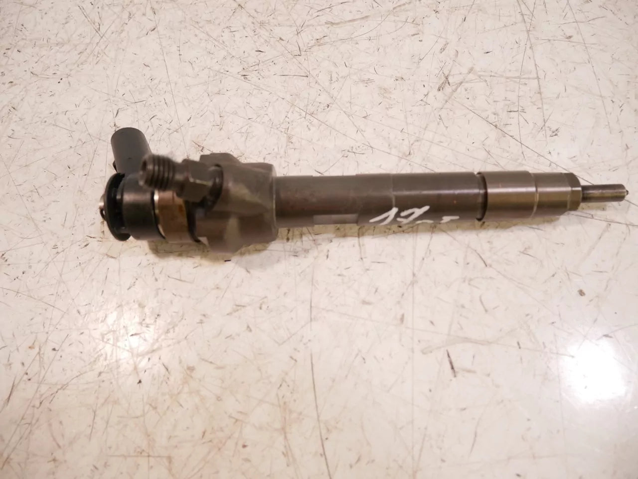 Inyector boquilla BMW E90 318d 2.0 D N47 N47D20C 7798446