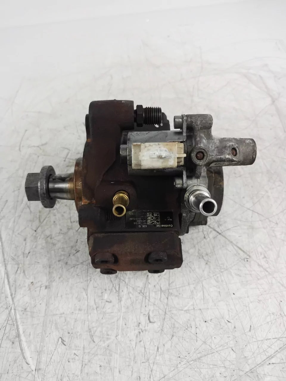 Bomba de alta presión Peugeot Citroen 3008 1.6 HDi 9HR 9H05 9672605380