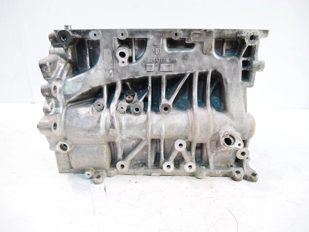 Bloque de motor Bloque BMW F45 220i Active Tourer 2.0 B48 B48A20A 7647104 Defectuoso