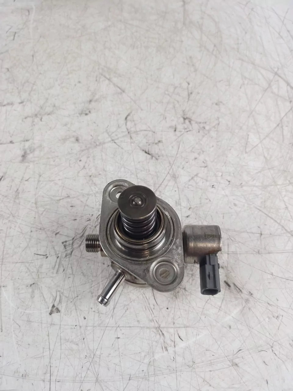 Bomba de combustible Suzuki Vitara LY 1.4 T AllGrip K14C 15210-68M00