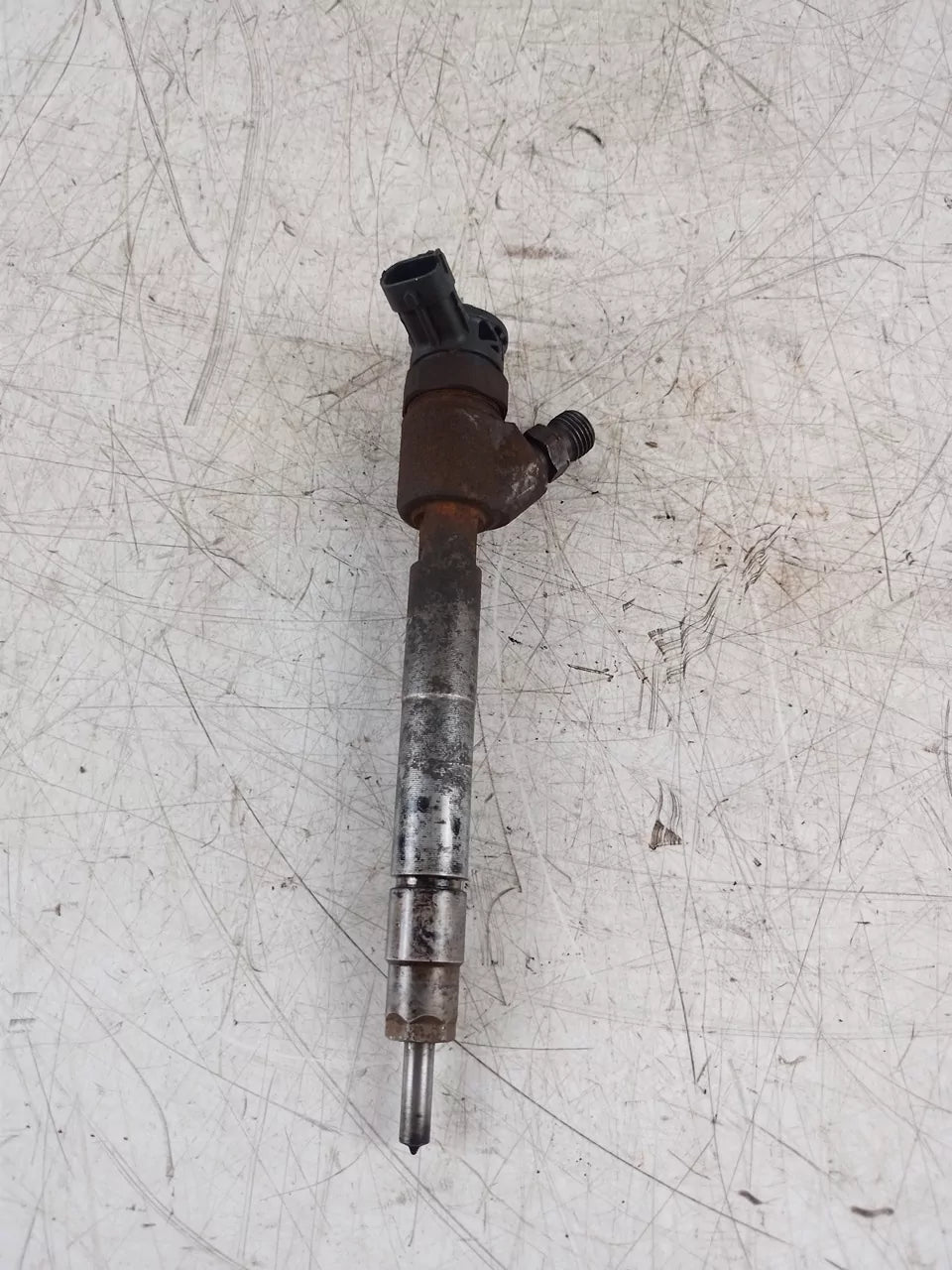 Inyector Citroen Berlingo 1.5 BlueHDI YHT DV5RCF 9828959880