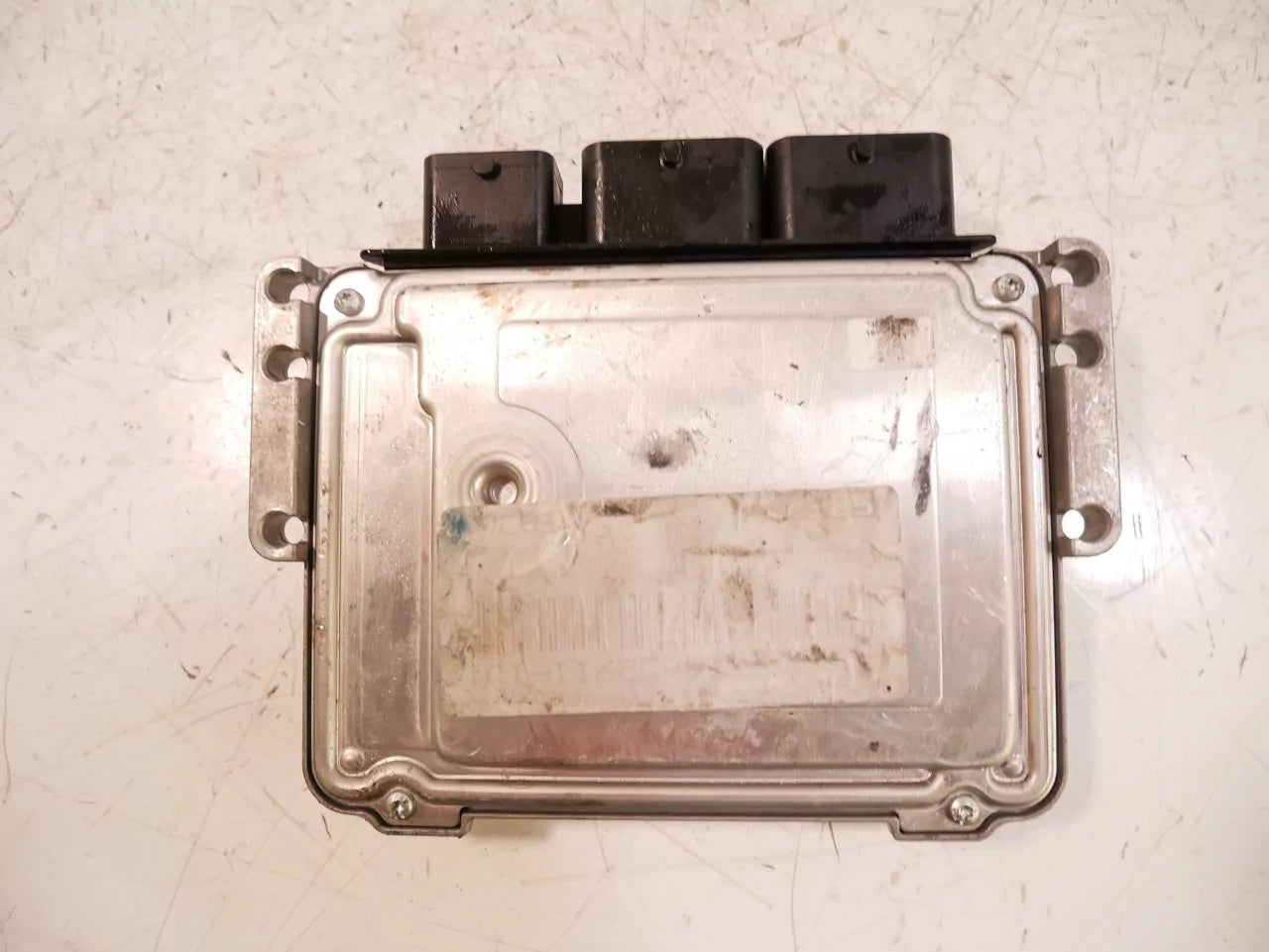 Unidad de control Peugeot 1,4 16V 8FS EP3 9665291180