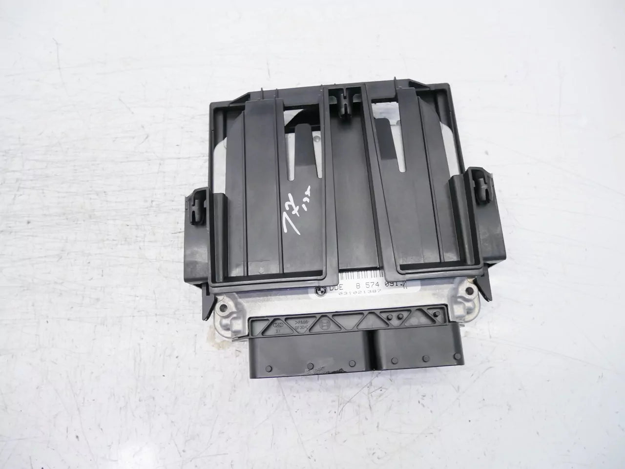 Unidad de control BMW 2,0 520d N47D20C N47 8574091
