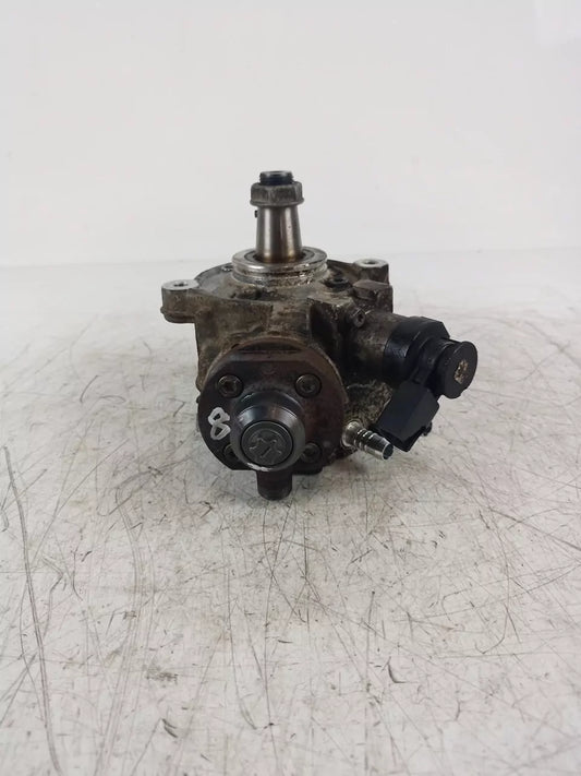 Bomba de alta presión Audi Seat Volkswagen 2.0 TDI CRBC CRB 04L130755D 0445010537