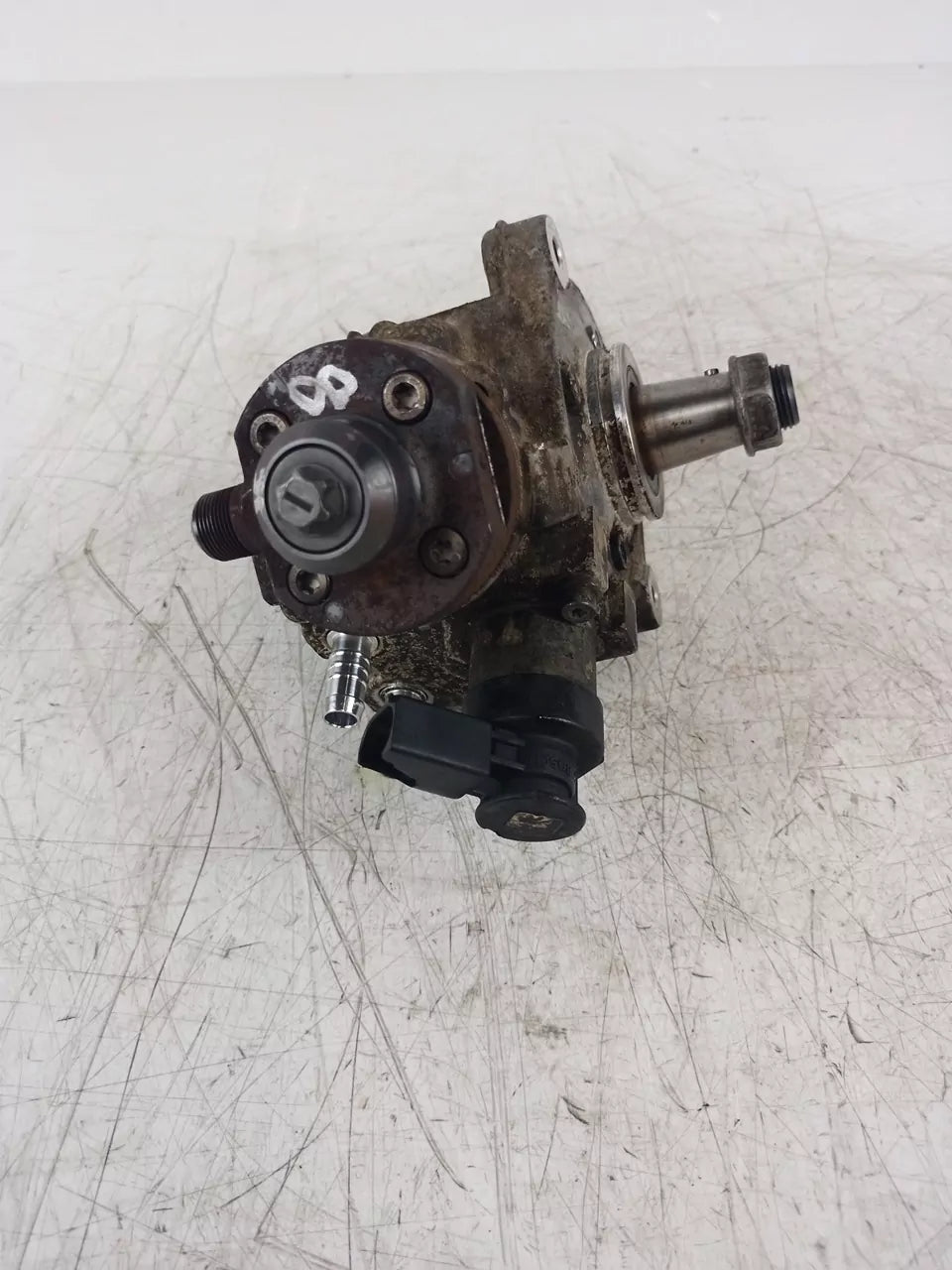 Bomba de alta presión Audi Seat Volkswagen 2.0 TDI CRBC CRB 04L130755D 0445010537