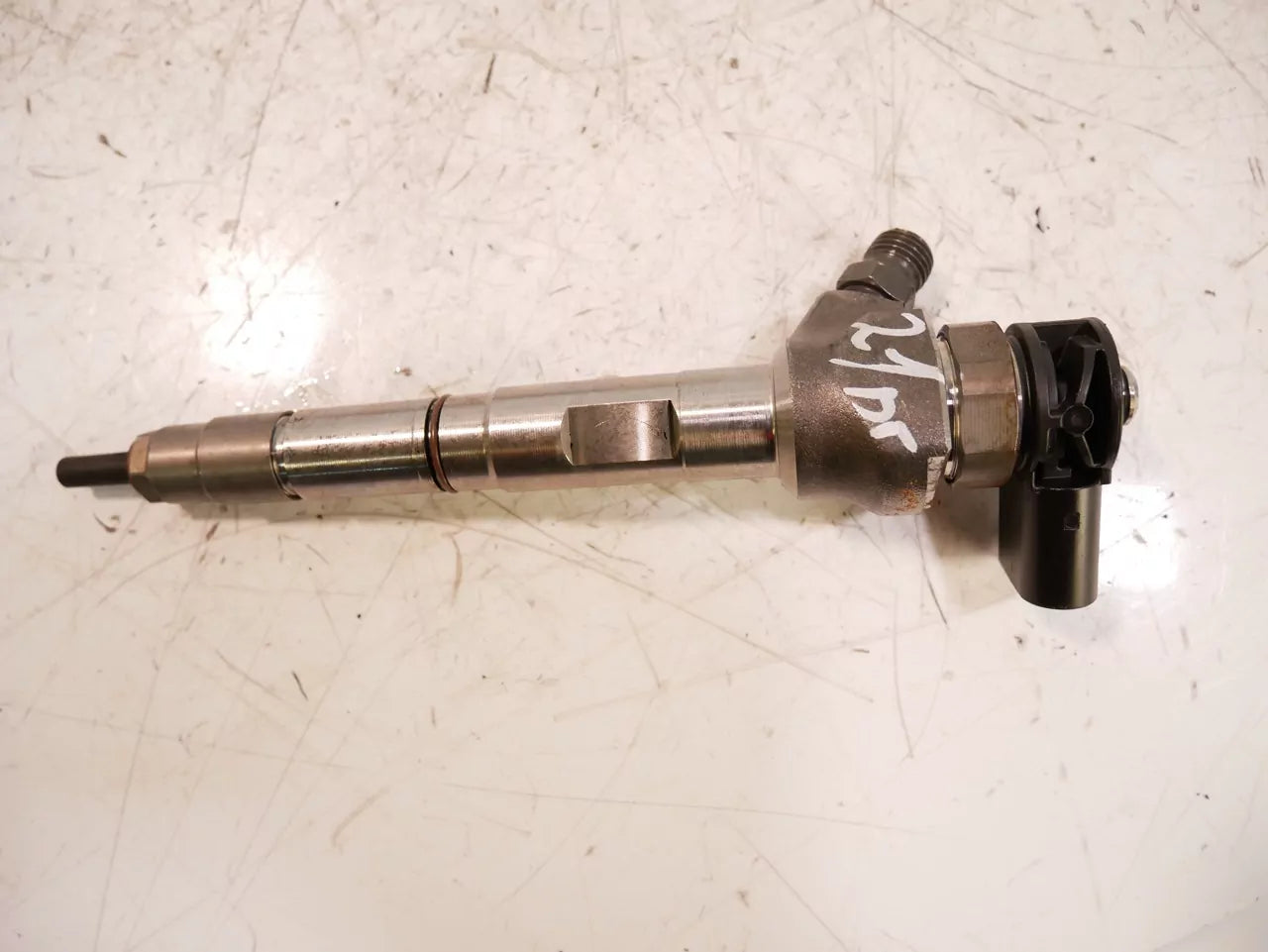 Inyector Boquilla de inyección Audi 2,0 40 TDI Mild Hybrid DTPA DTP 05L130277N