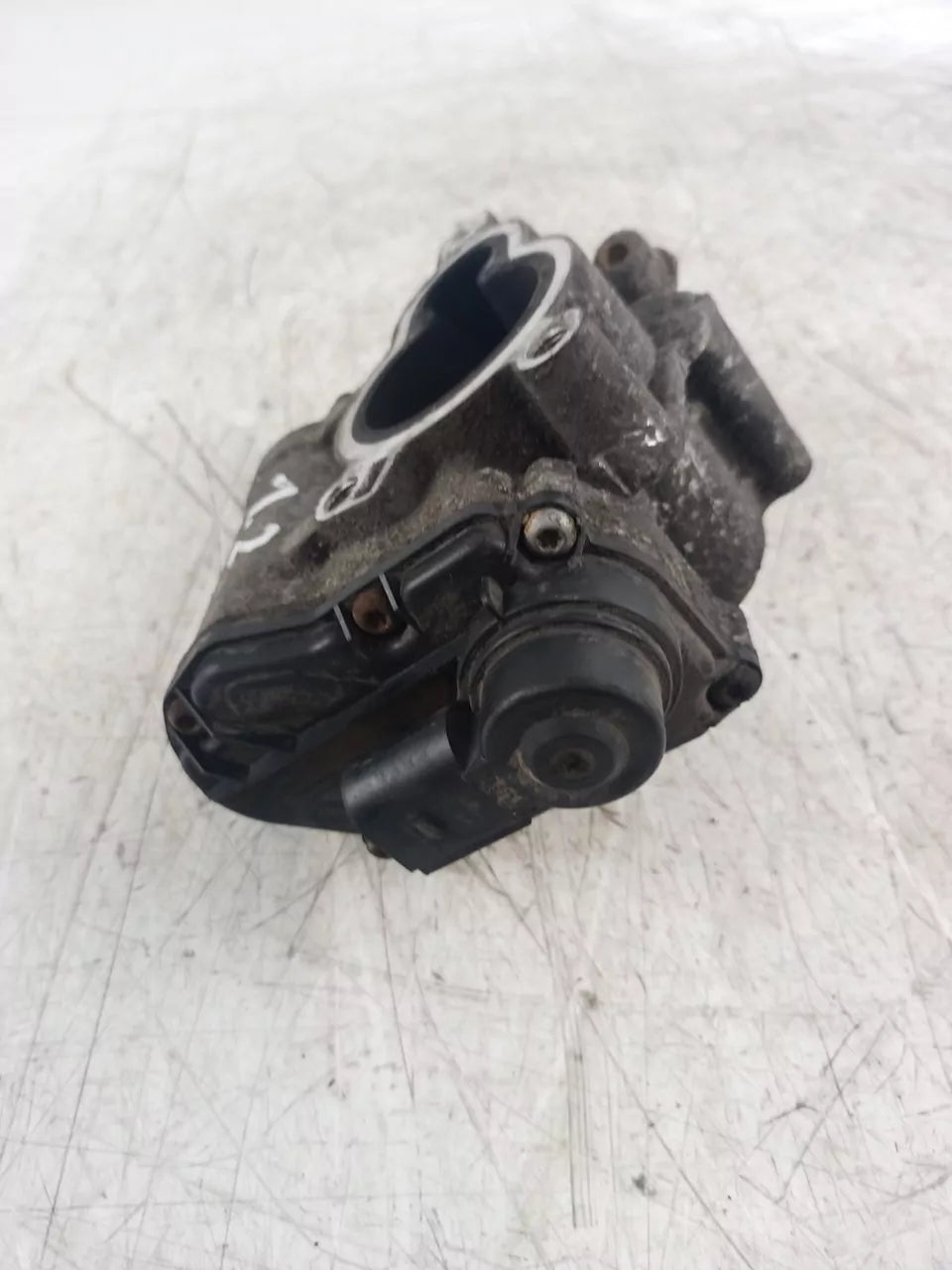 Válvula EGR Nissan Opel Renault Trafic 2.0 dCi M9R780 M9R H8200327011