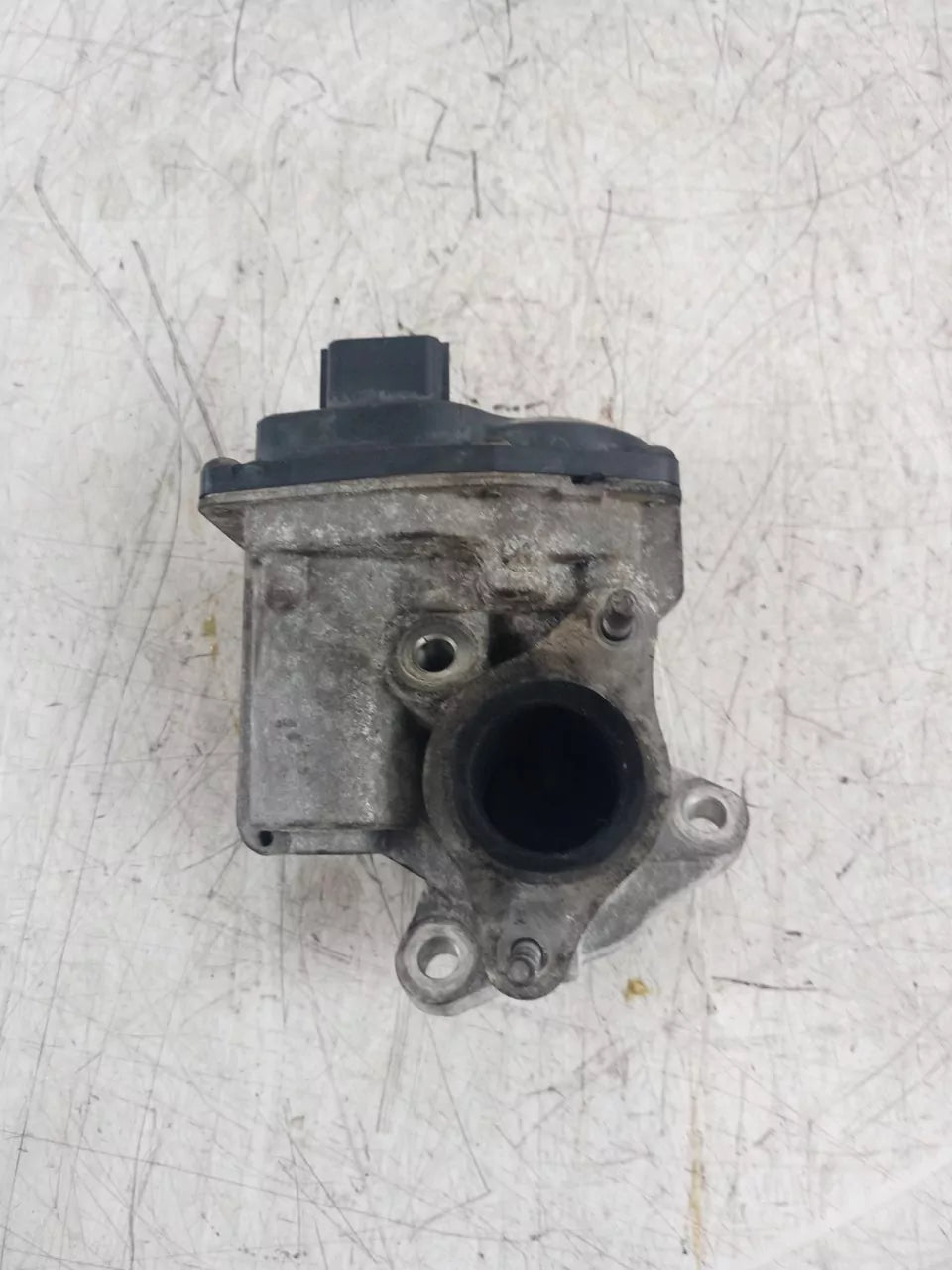 Válvula EGR Mercedes-Benz Citan W415 1,5 CDI OM607.951 K9KB608 H8201143495