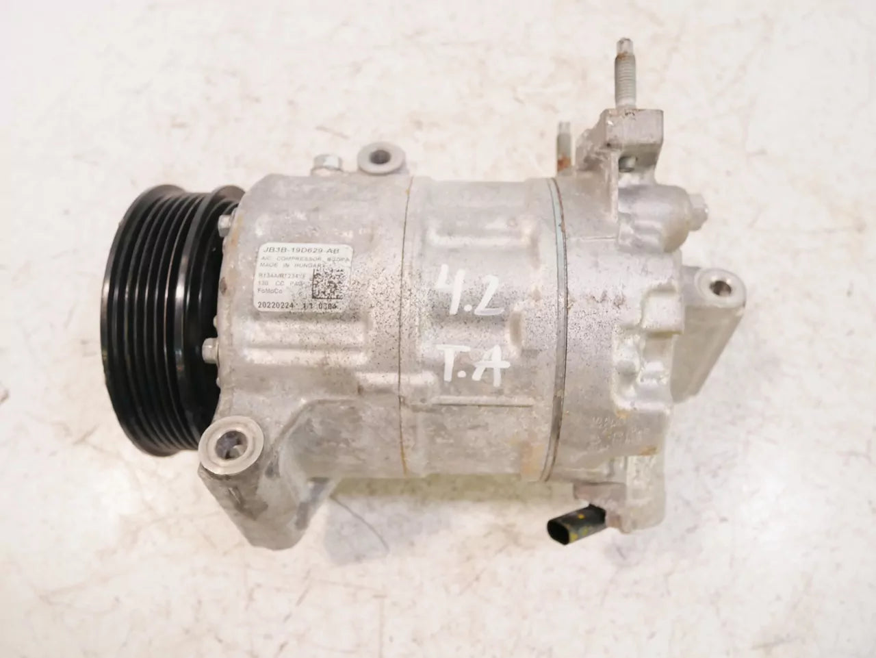 Compresor de aire acondicionado Ford 2,0 EcoBlue YN2X T20DD0J JB3B-19D629-AB