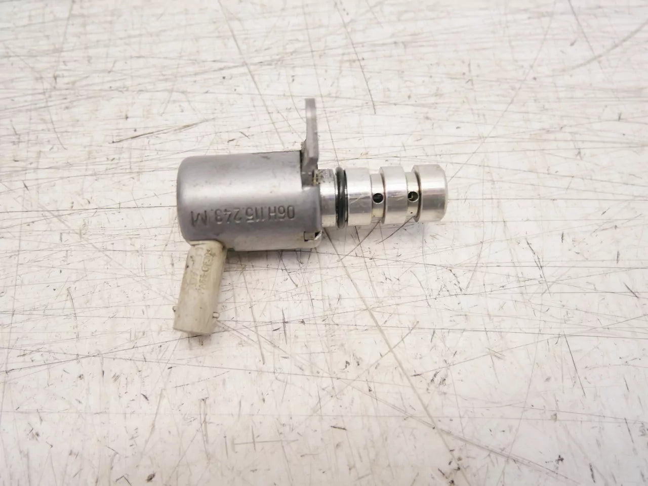 Sensor Audi 4,0 V8 CRDB CRD CWU 06H115243M