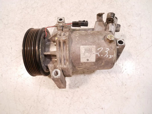 Compresor de aire acondicionado Nissan 1,2 DIG-T HRA2DDT H5F 926003ZL1A