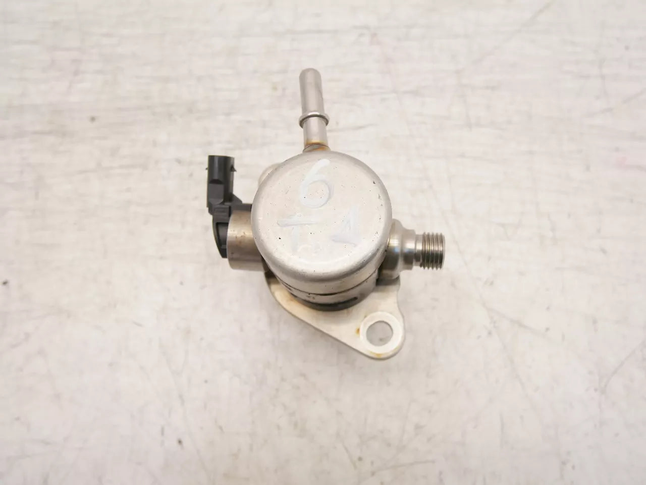 Bomba de combustible Opel 1,2 B12XHL LES EB2DT 9812133780