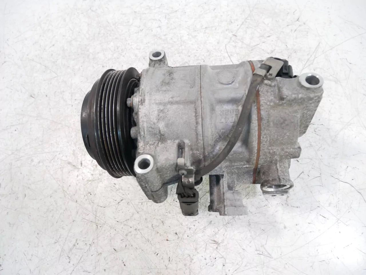 Compresor de aire acondicionado Mercedes-Benz 2,0 E 220 d 654.920 OM654.920 A0008304500
