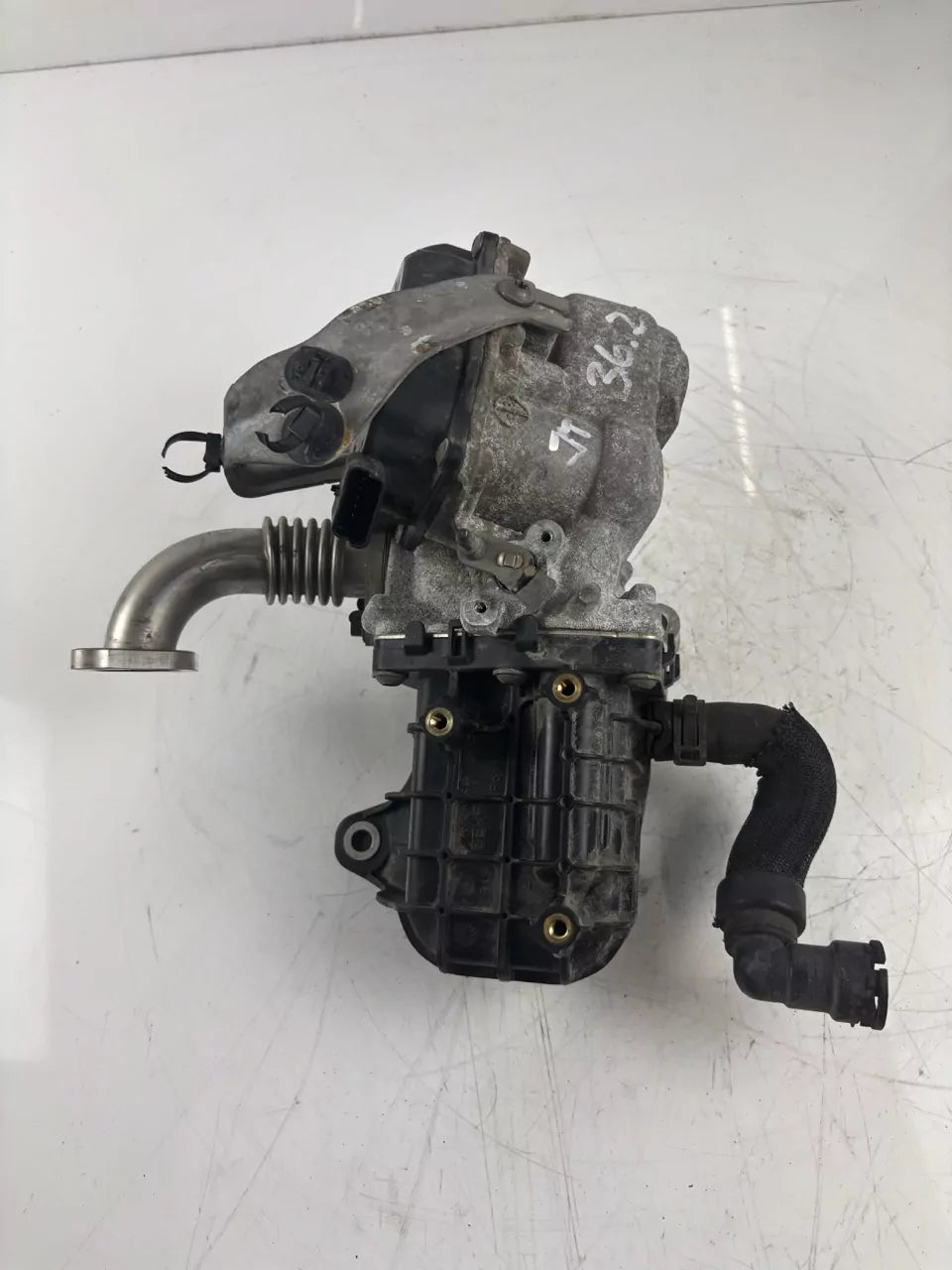 Válvula EGR Opel Vivaro Zafira 2,0 D D20DTL DW10FE AHK 29108470