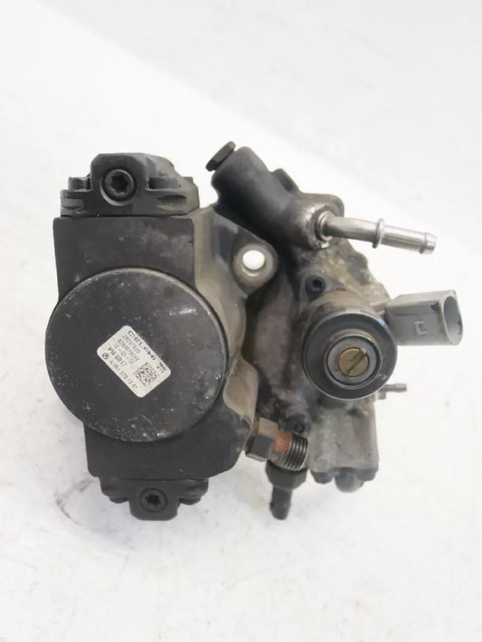 Bomba de alta presión Mercedes-Benz 2,2 CDI 651.911 OM651.911 A6510701201
