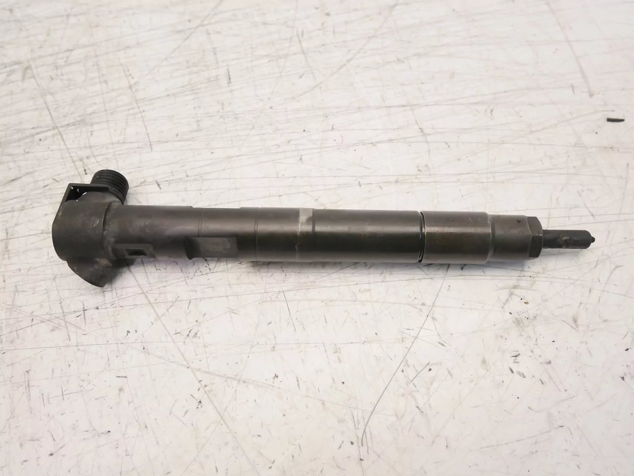 Inyector Boquilla de inyección Mercedes-Benz 2,2 CDI 651.911 OM651.911 A6510704987