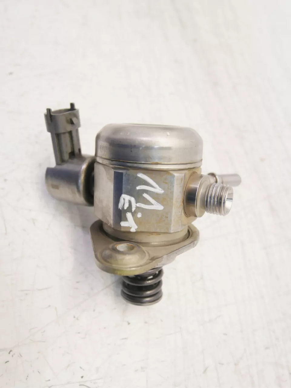 Bomba de combustible Ford 1,0 gasolina P4JA C10FD0X CM5G-9D376-GA
