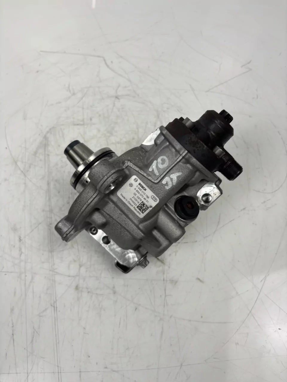 Bomba de alta presión Mercedes-Benz GLA H247 2.0 200 d OM654.920 654.920 A6540704601