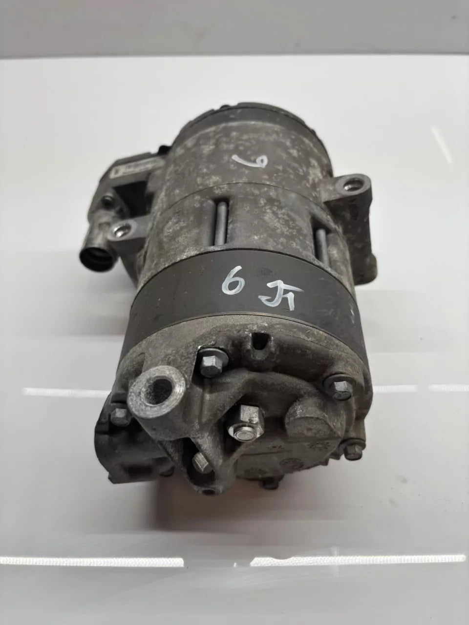Compresor de aire acondicionado BMW 2,0 330 e B48B20A B48 64529496106 9496106