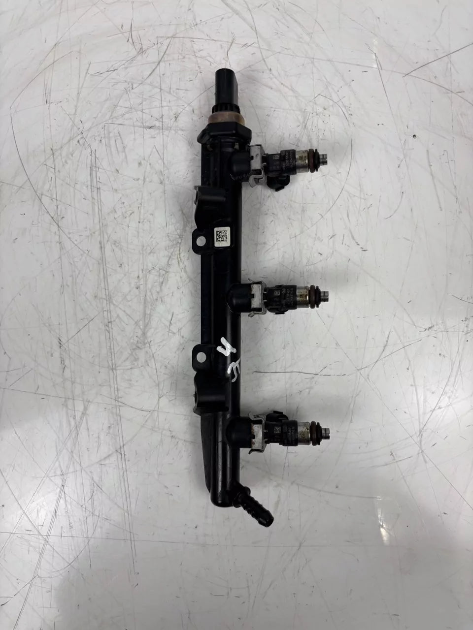 Rampa inyectora Volkswagen Seat Skoda 1.0 MPi DSGD DSG 05C133313