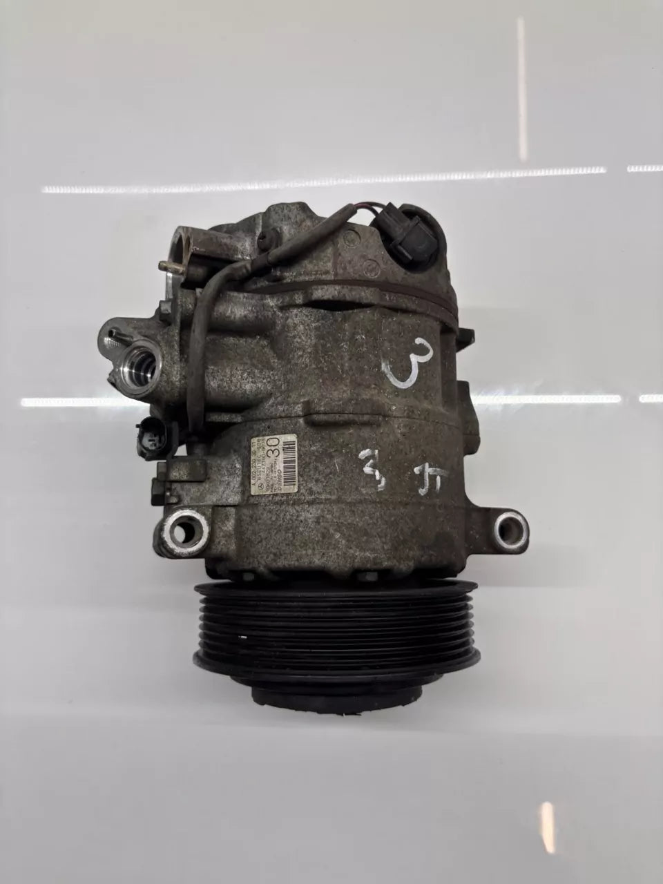 Compresor de aire acondicionado Mercedes-Benz W204 S204 1.6 C 180 M271.910 271.910 A0022303011