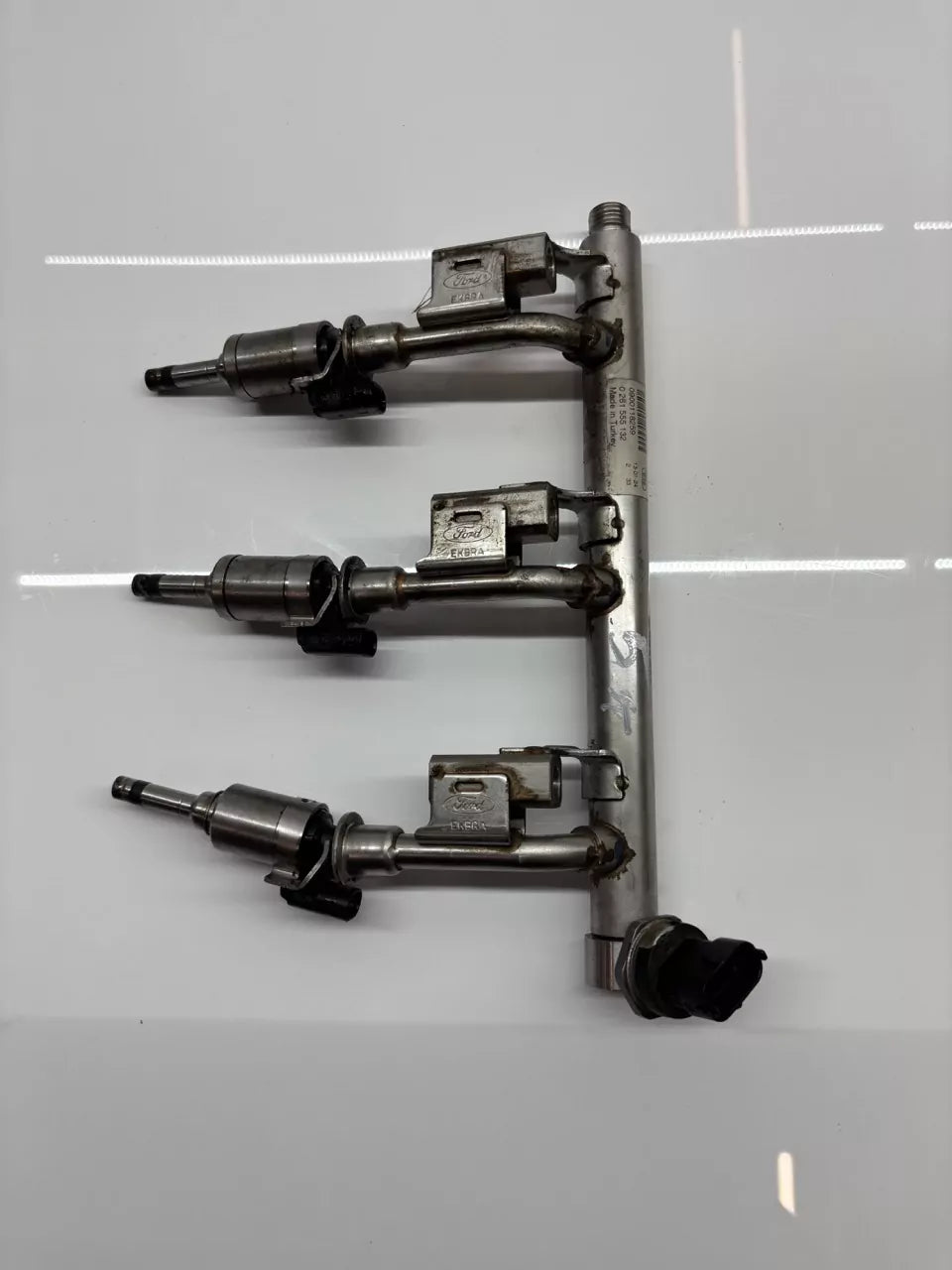 Barra de inyectores Ford Fiesta 1.0 P4JA CM5G-9H487-HB