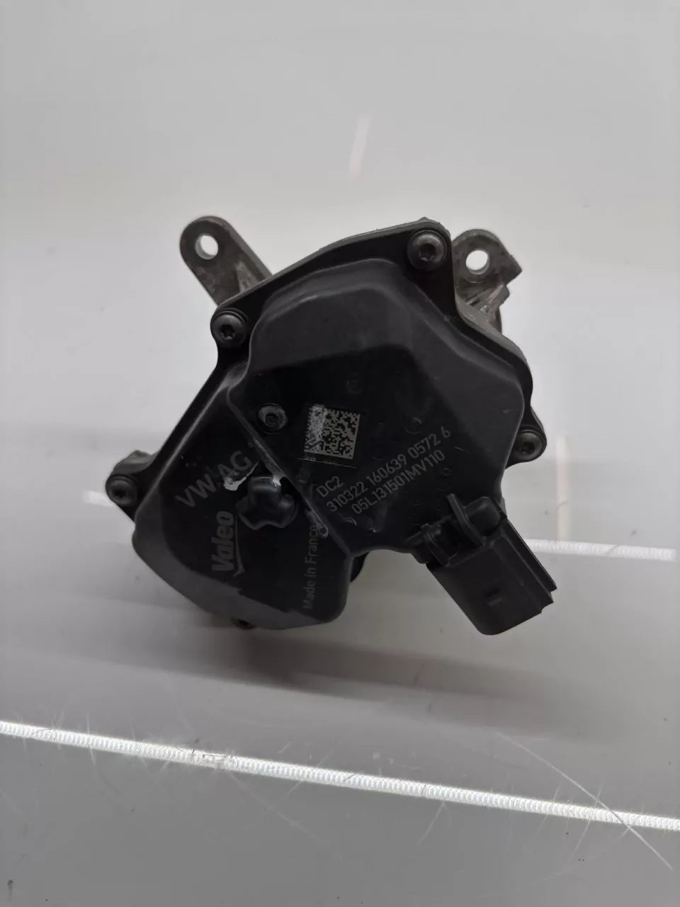 Válvula EGR Volkswagen Caddy Tiguan Touran 2,0 TDI DTRC DTR 05L131501M
