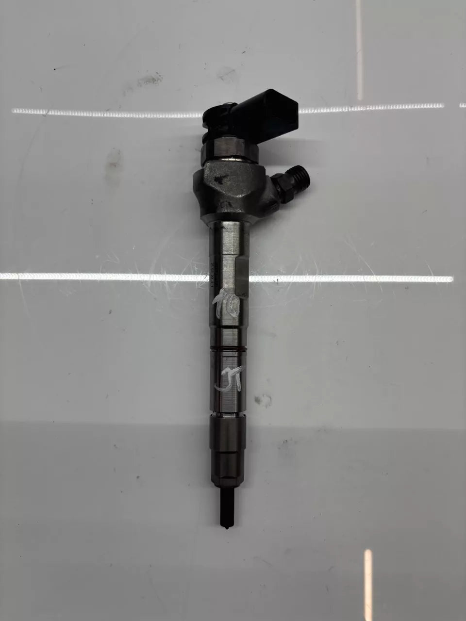 Inyector Volkswagen Caddy Tiguan Touran 2.0 TDI DTRC DTR 05L130277E