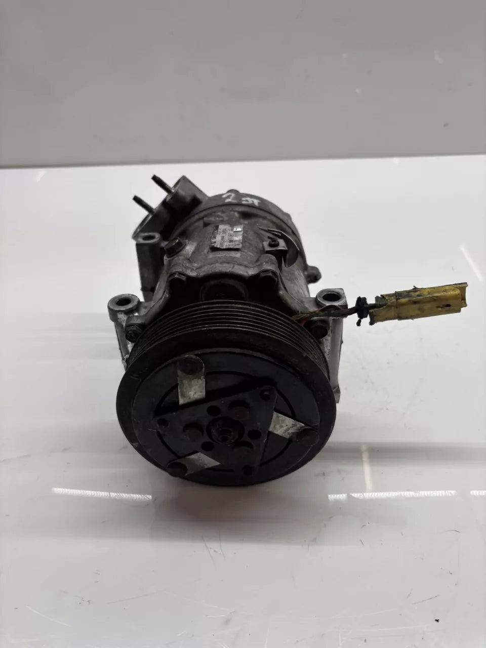 Compresor de aire acondicionado Citroen Fiat Peugeot 1,6 HDI 9HM DV6UC 9H07 9800851980