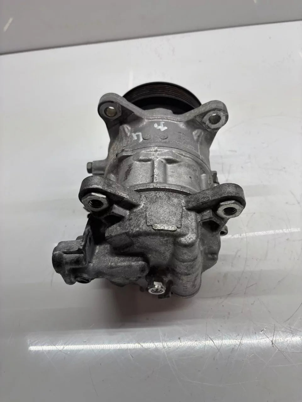 Compresor de aire acondicionado BMW F33 F83 F32 F82 F36 2.0 d 420d B47D20A B47 9299328